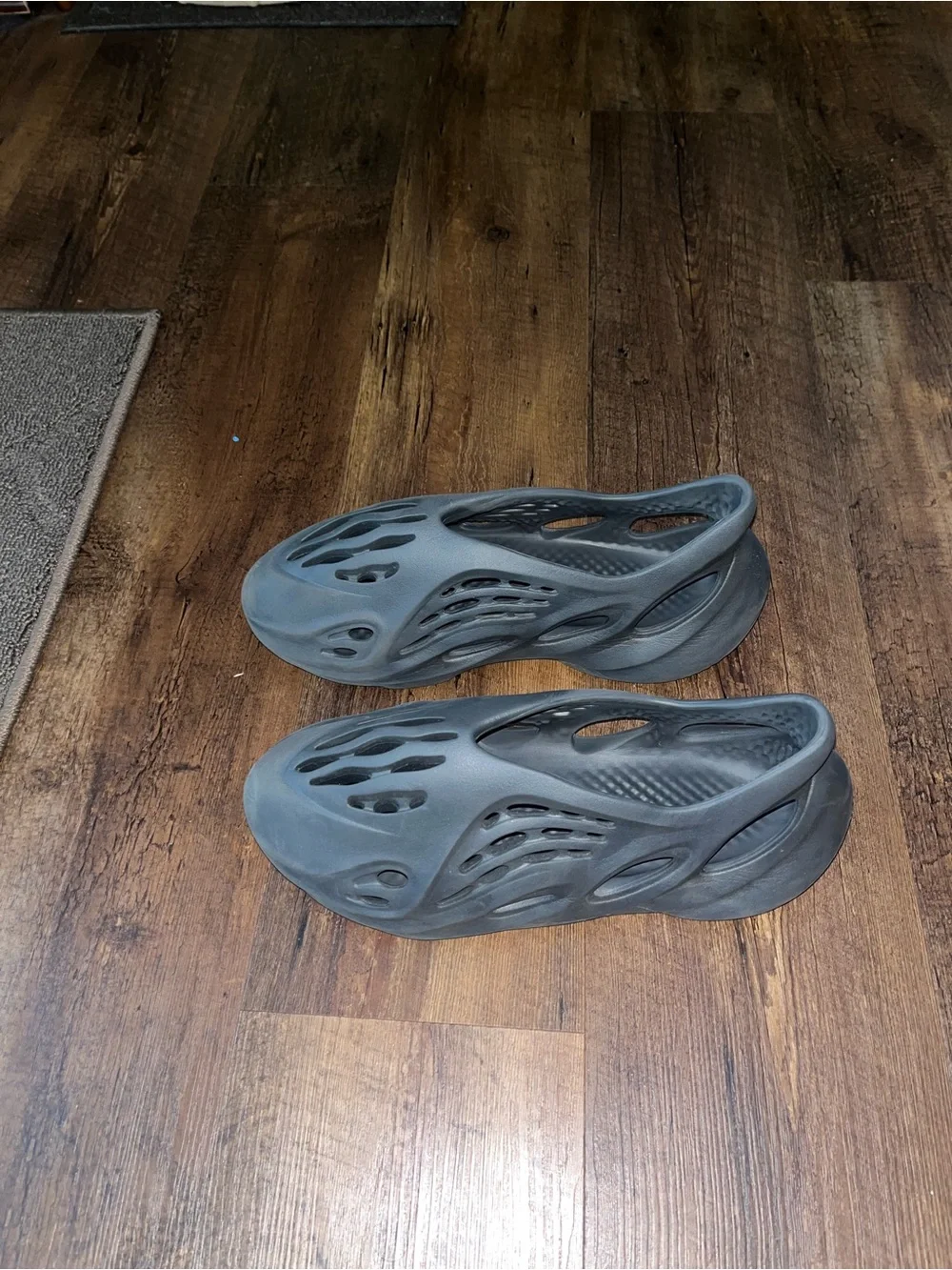 2022 Adidas Yeezy Foam Runner “Onyx”